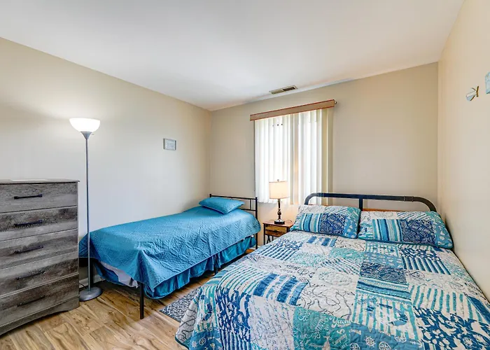 2 Blocks To Boardwalk! Ocean Family Retreat Holiday home Ocean City